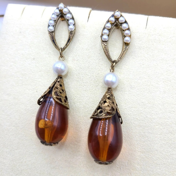 Vintage Orb Dangling Earrings w/ Faux Pearls / Pierced - Picture 4 of 4